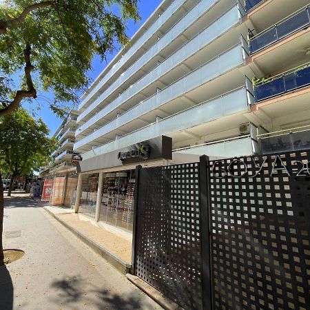 Rentalmar Goya Salou Exteriör bild