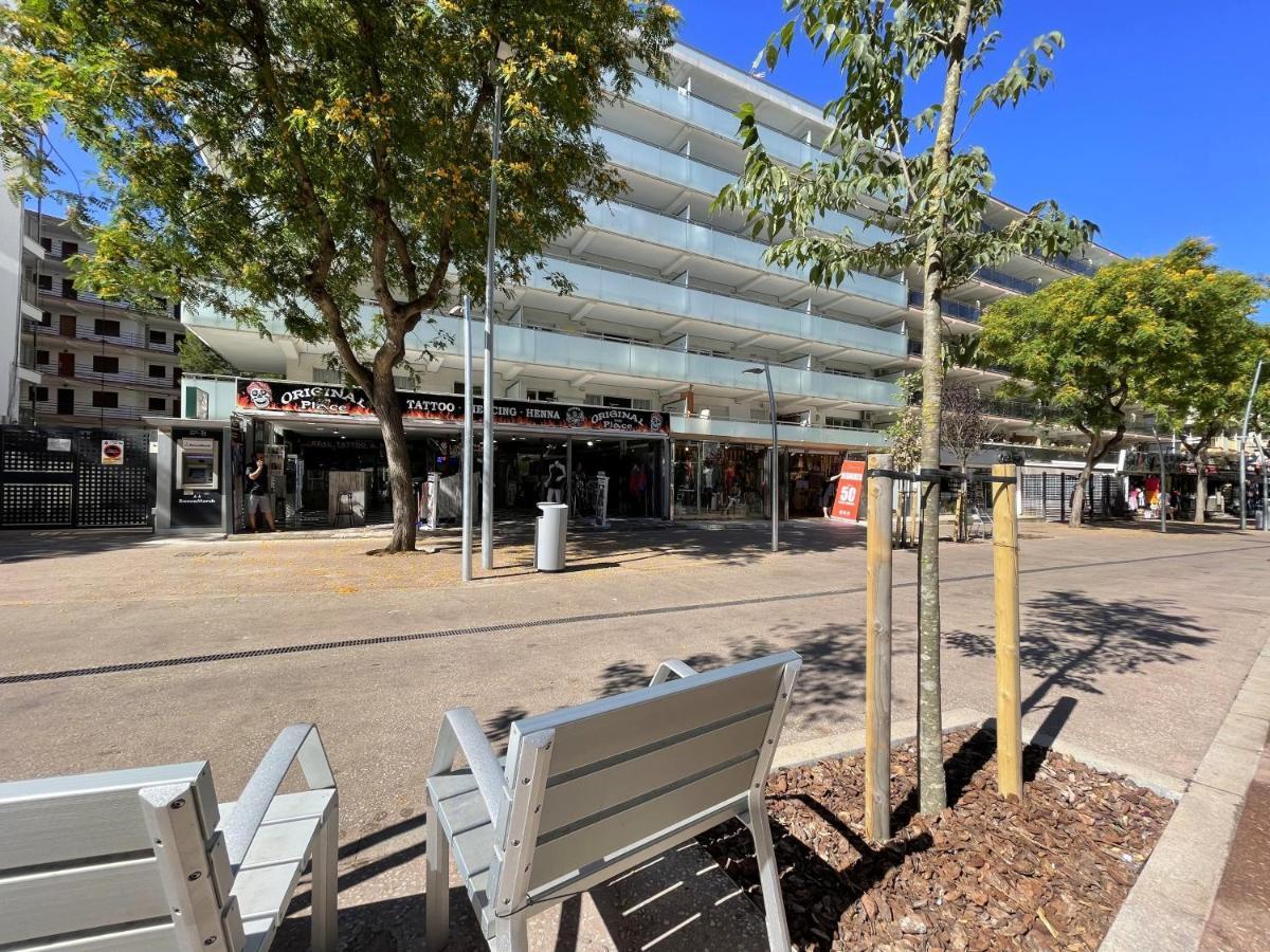 Rentalmar Goya Salou Exteriör bild