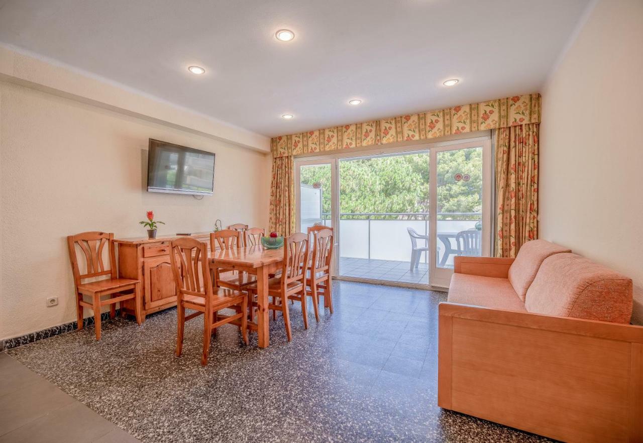 Rentalmar Goya Salou Exteriör bild