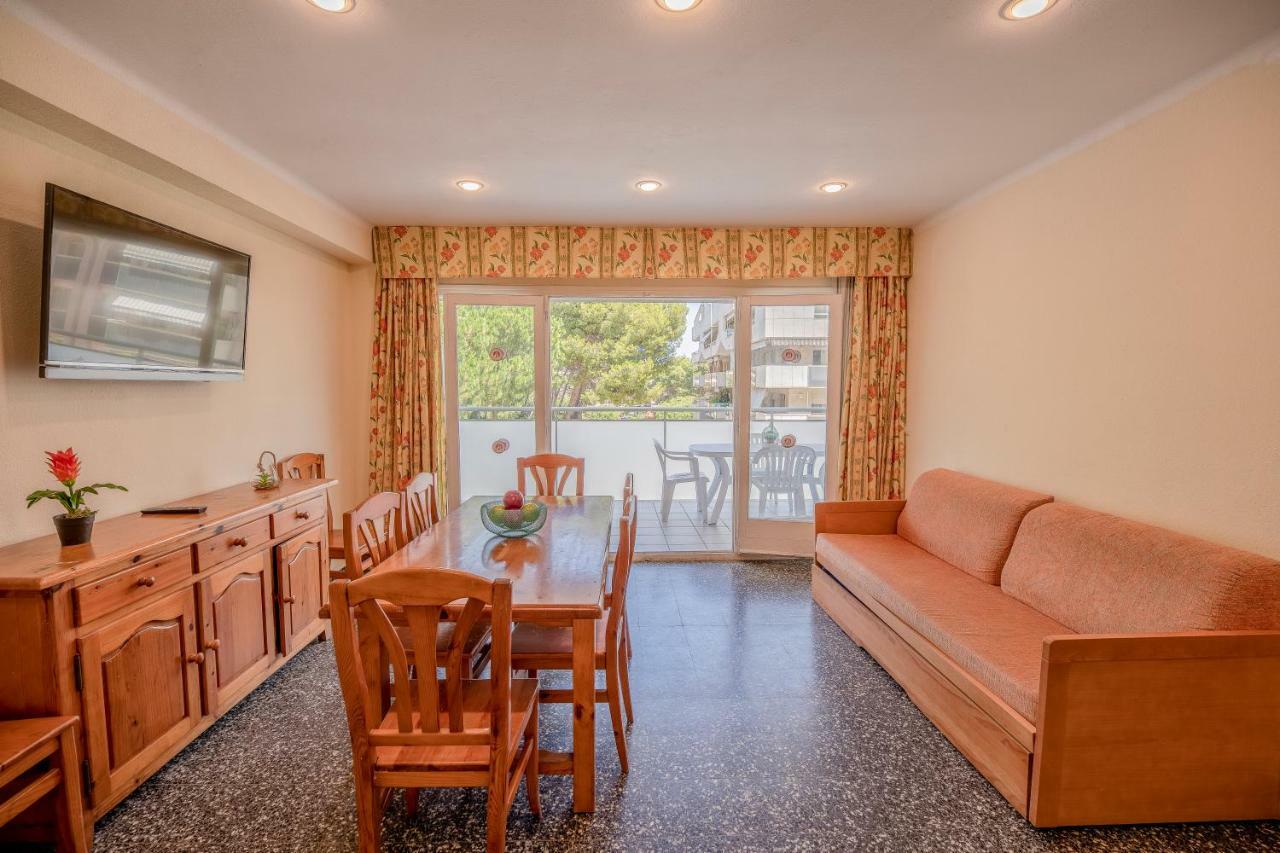 Rentalmar Goya Salou Exteriör bild