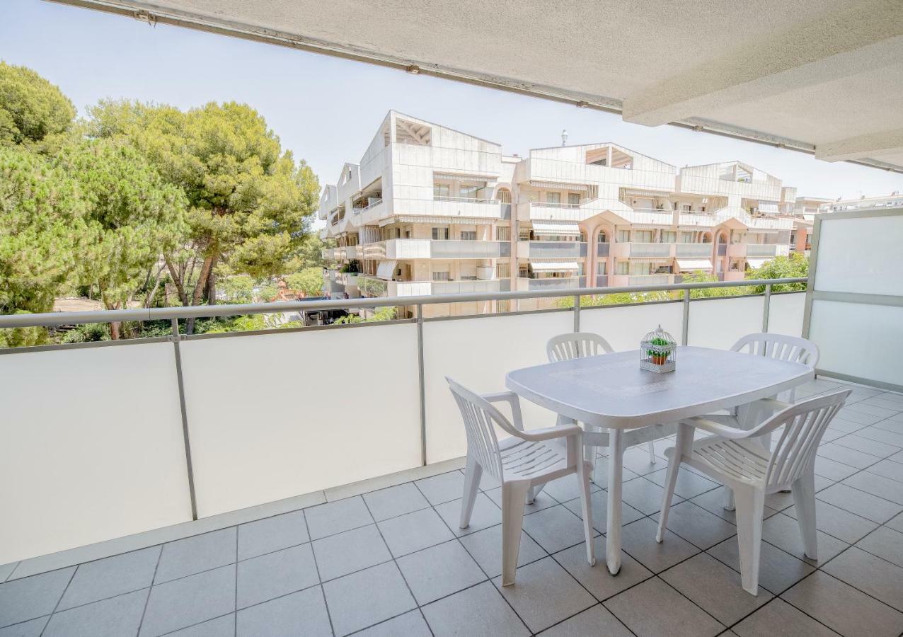 Rentalmar Goya Salou Exteriör bild